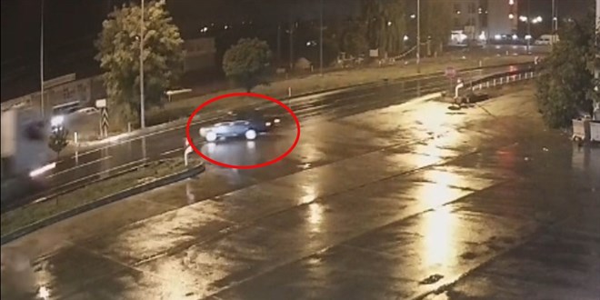 TIR’ın otomobile çarptığı kazada 1 ölü, 1 yaralı